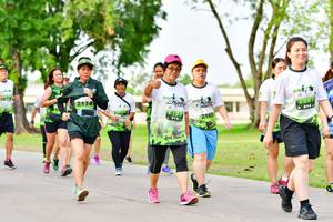 BIB: 2174
                            <button type="button" onclick="openModal(3720849)" class="btn btn-primary btn-sm float-right btn-popup" data-toggle="modal" data-target=".modal-high-quality">
                        <i class="fas fa-shopping-cart"></i> Add to Cart
                    </button>
                                            <button type="button" onclick="isThisMe(3720849, true)" class="btn btn-success btn-sm float-right btn-popup btn-isme hidden" data-toggle="tooltip" data-placement="bottom" title="นี่คือรูปของคุณใช่ไหม คลิกที่นี่เพื่อเอาเข้าอัลบั้ม">
                        <i class="fas fa-plus"></i> Add to album
                    </button>
                    <button type="button" onclick="isThisMe(3720849, false)" class="btn btn-warning btn-sm float-right btn-popup btn-isnotme hidden">
                        <i class="fas fa-ban"></i> Remove from album
                    </button>