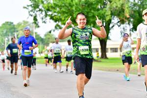 BIB: 1538
                            <button type="button" onclick="openModal(3721515)" class="btn btn-primary btn-sm float-right btn-popup" data-toggle="modal" data-target=".modal-high-quality">
                        <i class="fas fa-shopping-cart"></i> Add to Cart
                    </button>
                                            <button type="button" onclick="isThisMe(3721515, true)" class="btn btn-success btn-sm float-right btn-popup btn-isme hidden" data-toggle="tooltip" data-placement="bottom" title="นี่คือรูปของคุณใช่ไหม คลิกที่นี่เพื่อเอาเข้าอัลบั้ม">
                        <i class="fas fa-plus"></i> Add to album
                    </button>
                    <button type="button" onclick="isThisMe(3721515, false)" class="btn btn-warning btn-sm float-right btn-popup btn-isnotme hidden">
                        <i class="fas fa-ban"></i> Remove from album
                    </button>