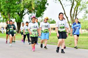 BIB: 
                            <button type="button" onclick="openModal(3720845)" class="btn btn-primary btn-sm float-right btn-popup" data-toggle="modal" data-target=".modal-high-quality">
                        <i class="fas fa-shopping-cart"></i> Add to Cart
                    </button>
                                            <button type="button" onclick="isThisMe(3720845, true)" class="btn btn-success btn-sm float-right btn-popup btn-isme hidden" data-toggle="tooltip" data-placement="bottom" title="นี่คือรูปของคุณใช่ไหม คลิกที่นี่เพื่อเอาเข้าอัลบั้ม">
                        <i class="fas fa-plus"></i> Add to album
                    </button>
                    <button type="button" onclick="isThisMe(3720845, false)" class="btn btn-warning btn-sm float-right btn-popup btn-isnotme hidden">
                        <i class="fas fa-ban"></i> Remove from album
                    </button>