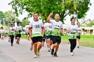 BIB: 
                            <button type="button" onclick="openModal(3720004)" class="btn btn-primary btn-sm float-right btn-popup" data-toggle="modal" data-target=".modal-high-quality">
                        <i class="fas fa-shopping-cart"></i> Add to Cart
                    </button>
                                            <button type="button" onclick="isThisMe(3720004, true)" class="btn btn-success btn-sm float-right btn-popup btn-isme hidden" data-toggle="tooltip" data-placement="bottom" title="นี่คือรูปของคุณใช่ไหม คลิกที่นี่เพื่อเอาเข้าอัลบั้ม">
                        <i class="fas fa-plus"></i> Add to album
                    </button>
                    <button type="button" onclick="isThisMe(3720004, false)" class="btn btn-warning btn-sm float-right btn-popup btn-isnotme hidden">
                        <i class="fas fa-ban"></i> Remove from album
                    </button>