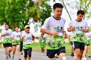 BIB: 822
                            <button type="button" onclick="openModal(3718444)" class="btn btn-primary btn-sm float-right btn-popup" data-toggle="modal" data-target=".modal-high-quality">
                        <i class="fas fa-shopping-cart"></i> Add to Cart
                    </button>
                                            <button type="button" onclick="isThisMe(3718444, true)" class="btn btn-success btn-sm float-right btn-popup btn-isme hidden" data-toggle="tooltip" data-placement="bottom" title="นี่คือรูปของคุณใช่ไหม คลิกที่นี่เพื่อเอาเข้าอัลบั้ม">
                        <i class="fas fa-plus"></i> Add to album
                    </button>
                    <button type="button" onclick="isThisMe(3718444, false)" class="btn btn-warning btn-sm float-right btn-popup btn-isnotme hidden">
                        <i class="fas fa-ban"></i> Remove from album
                    </button>