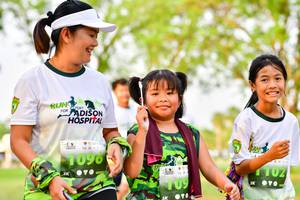 BIB: 
                            <button type="button" onclick="openModal(3720670)" class="btn btn-primary btn-sm float-right btn-popup" data-toggle="modal" data-target=".modal-high-quality">
                        <i class="fas fa-shopping-cart"></i> Add to Cart
                    </button>
                                            <button type="button" onclick="isThisMe(3720670, true)" class="btn btn-success btn-sm float-right btn-popup btn-isme hidden" data-toggle="tooltip" data-placement="bottom" title="นี่คือรูปของคุณใช่ไหม คลิกที่นี่เพื่อเอาเข้าอัลบั้ม">
                        <i class="fas fa-plus"></i> Add to album
                    </button>
                    <button type="button" onclick="isThisMe(3720670, false)" class="btn btn-warning btn-sm float-right btn-popup btn-isnotme hidden">
                        <i class="fas fa-ban"></i> Remove from album
                    </button>