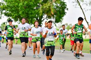 BIB: 2396
                            <button type="button" onclick="openModal(3718443)" class="btn btn-primary btn-sm float-right btn-popup" data-toggle="modal" data-target=".modal-high-quality">
                        <i class="fas fa-shopping-cart"></i> Add to Cart
                    </button>
                                            <button type="button" onclick="isThisMe(3718443, true)" class="btn btn-success btn-sm float-right btn-popup btn-isme hidden" data-toggle="tooltip" data-placement="bottom" title="นี่คือรูปของคุณใช่ไหม คลิกที่นี่เพื่อเอาเข้าอัลบั้ม">
                        <i class="fas fa-plus"></i> Add to album
                    </button>
                    <button type="button" onclick="isThisMe(3718443, false)" class="btn btn-warning btn-sm float-right btn-popup btn-isnotme hidden">
                        <i class="fas fa-ban"></i> Remove from album
                    </button>