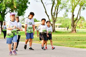 BIB: 
                            <button type="button" onclick="openModal(3722023)" class="btn btn-primary btn-sm float-right btn-popup" data-toggle="modal" data-target=".modal-high-quality">
                        <i class="fas fa-shopping-cart"></i> Add to Cart
                    </button>
                                            <button type="button" onclick="isThisMe(3722023, true)" class="btn btn-success btn-sm float-right btn-popup btn-isme hidden" data-toggle="tooltip" data-placement="bottom" title="นี่คือรูปของคุณใช่ไหม คลิกที่นี่เพื่อเอาเข้าอัลบั้ม">
                        <i class="fas fa-plus"></i> Add to album
                    </button>
                    <button type="button" onclick="isThisMe(3722023, false)" class="btn btn-warning btn-sm float-right btn-popup btn-isnotme hidden">
                        <i class="fas fa-ban"></i> Remove from album
                    </button>