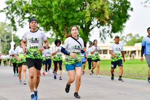 BIB: 
                            <button type="button" onclick="openModal(3718828)" class="btn btn-primary btn-sm float-right btn-popup" data-toggle="modal" data-target=".modal-high-quality">
                        <i class="fas fa-shopping-cart"></i> Add to Cart
                    </button>
                                            <button type="button" onclick="isThisMe(3718828, true)" class="btn btn-success btn-sm float-right btn-popup btn-isme hidden" data-toggle="tooltip" data-placement="bottom" title="นี่คือรูปของคุณใช่ไหม คลิกที่นี่เพื่อเอาเข้าอัลบั้ม">
                        <i class="fas fa-plus"></i> Add to album
                    </button>
                    <button type="button" onclick="isThisMe(3718828, false)" class="btn btn-warning btn-sm float-right btn-popup btn-isnotme hidden">
                        <i class="fas fa-ban"></i> Remove from album
                    </button>