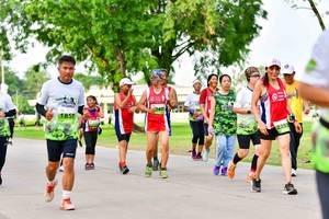 BIB: 
                            <button type="button" onclick="openModal(3720543)" class="btn btn-primary btn-sm float-right btn-popup" data-toggle="modal" data-target=".modal-high-quality">
                        <i class="fas fa-shopping-cart"></i> Add to Cart
                    </button>
                                            <button type="button" onclick="isThisMe(3720543, true)" class="btn btn-success btn-sm float-right btn-popup btn-isme hidden" data-toggle="tooltip" data-placement="bottom" title="นี่คือรูปของคุณใช่ไหม คลิกที่นี่เพื่อเอาเข้าอัลบั้ม">
                        <i class="fas fa-plus"></i> Add to album
                    </button>
                    <button type="button" onclick="isThisMe(3720543, false)" class="btn btn-warning btn-sm float-right btn-popup btn-isnotme hidden">
                        <i class="fas fa-ban"></i> Remove from album
                    </button>