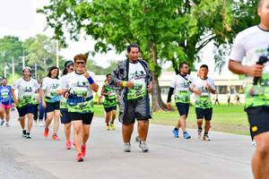 BIB: 
                            <button type="button" onclick="openModal(3720881)" class="btn btn-primary btn-sm float-right btn-popup" data-toggle="modal" data-target=".modal-high-quality">
                        <i class="fas fa-shopping-cart"></i> Add to Cart
                    </button>
                                            <button type="button" onclick="isThisMe(3720881, true)" class="btn btn-success btn-sm float-right btn-popup btn-isme hidden" data-toggle="tooltip" data-placement="bottom" title="นี่คือรูปของคุณใช่ไหม คลิกที่นี่เพื่อเอาเข้าอัลบั้ม">
                        <i class="fas fa-plus"></i> Add to album
                    </button>
                    <button type="button" onclick="isThisMe(3720881, false)" class="btn btn-warning btn-sm float-right btn-popup btn-isnotme hidden">
                        <i class="fas fa-ban"></i> Remove from album
                    </button>