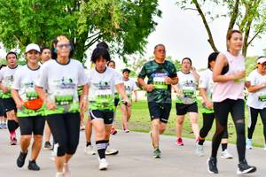 BIB: 2135
                            <button type="button" onclick="openModal(3720175)" class="btn btn-primary btn-sm float-right btn-popup" data-toggle="modal" data-target=".modal-high-quality">
                        <i class="fas fa-shopping-cart"></i> Add to Cart
                    </button>
                                            <button type="button" onclick="isThisMe(3720175, true)" class="btn btn-success btn-sm float-right btn-popup btn-isme hidden" data-toggle="tooltip" data-placement="bottom" title="นี่คือรูปของคุณใช่ไหม คลิกที่นี่เพื่อเอาเข้าอัลบั้ม">
                        <i class="fas fa-plus"></i> Add to album
                    </button>
                    <button type="button" onclick="isThisMe(3720175, false)" class="btn btn-warning btn-sm float-right btn-popup btn-isnotme hidden">
                        <i class="fas fa-ban"></i> Remove from album
                    </button>