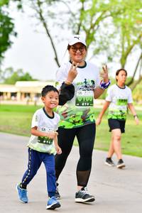 BIB: 
                            <button type="button" onclick="openModal(3720686)" class="btn btn-primary btn-sm float-right btn-popup" data-toggle="modal" data-target=".modal-high-quality">
                        <i class="fas fa-shopping-cart"></i> Add to Cart
                    </button>
                                            <button type="button" onclick="isThisMe(3720686, true)" class="btn btn-success btn-sm float-right btn-popup btn-isme hidden" data-toggle="tooltip" data-placement="bottom" title="นี่คือรูปของคุณใช่ไหม คลิกที่นี่เพื่อเอาเข้าอัลบั้ม">
                        <i class="fas fa-plus"></i> Add to album
                    </button>
                    <button type="button" onclick="isThisMe(3720686, false)" class="btn btn-warning btn-sm float-right btn-popup btn-isnotme hidden">
                        <i class="fas fa-ban"></i> Remove from album
                    </button>