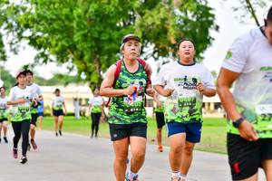 BIB: 
                            <button type="button" onclick="openModal(3720008)" class="btn btn-primary btn-sm float-right btn-popup" data-toggle="modal" data-target=".modal-high-quality">
                        <i class="fas fa-shopping-cart"></i> Add to Cart
                    </button>
                                            <button type="button" onclick="isThisMe(3720008, true)" class="btn btn-success btn-sm float-right btn-popup btn-isme hidden" data-toggle="tooltip" data-placement="bottom" title="นี่คือรูปของคุณใช่ไหม คลิกที่นี่เพื่อเอาเข้าอัลบั้ม">
                        <i class="fas fa-plus"></i> Add to album
                    </button>
                    <button type="button" onclick="isThisMe(3720008, false)" class="btn btn-warning btn-sm float-right btn-popup btn-isnotme hidden">
                        <i class="fas fa-ban"></i> Remove from album
                    </button>