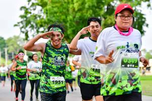 BIB: 1951
                            <button type="button" onclick="openModal(3719854)" class="btn btn-primary btn-sm float-right btn-popup" data-toggle="modal" data-target=".modal-high-quality">
                        <i class="fas fa-shopping-cart"></i> Add to Cart
                    </button>
                                            <button type="button" onclick="isThisMe(3719854, true)" class="btn btn-success btn-sm float-right btn-popup btn-isme hidden" data-toggle="tooltip" data-placement="bottom" title="นี่คือรูปของคุณใช่ไหม คลิกที่นี่เพื่อเอาเข้าอัลบั้ม">
                        <i class="fas fa-plus"></i> Add to album
                    </button>
                    <button type="button" onclick="isThisMe(3719854, false)" class="btn btn-warning btn-sm float-right btn-popup btn-isnotme hidden">
                        <i class="fas fa-ban"></i> Remove from album
                    </button>