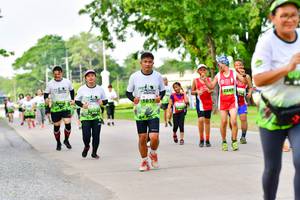 BIB: 2247
                            <button type="button" onclick="openModal(3720538)" class="btn btn-primary btn-sm float-right btn-popup" data-toggle="modal" data-target=".modal-high-quality">
                        <i class="fas fa-shopping-cart"></i> Add to Cart
                    </button>
                                            <button type="button" onclick="isThisMe(3720538, true)" class="btn btn-success btn-sm float-right btn-popup btn-isme hidden" data-toggle="tooltip" data-placement="bottom" title="นี่คือรูปของคุณใช่ไหม คลิกที่นี่เพื่อเอาเข้าอัลบั้ม">
                        <i class="fas fa-plus"></i> Add to album
                    </button>
                    <button type="button" onclick="isThisMe(3720538, false)" class="btn btn-warning btn-sm float-right btn-popup btn-isnotme hidden">
                        <i class="fas fa-ban"></i> Remove from album
                    </button>