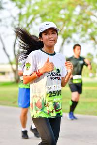 BIB: 2500
                            <button type="button" onclick="openModal(3721269)" class="btn btn-primary btn-sm float-right btn-popup" data-toggle="modal" data-target=".modal-high-quality">
                        <i class="fas fa-shopping-cart"></i> Add to Cart
                    </button>
                                            <button type="button" onclick="isThisMe(3721269, true)" class="btn btn-success btn-sm float-right btn-popup btn-isme hidden" data-toggle="tooltip" data-placement="bottom" title="นี่คือรูปของคุณใช่ไหม คลิกที่นี่เพื่อเอาเข้าอัลบั้ม">
                        <i class="fas fa-plus"></i> Add to album
                    </button>
                    <button type="button" onclick="isThisMe(3721269, false)" class="btn btn-warning btn-sm float-right btn-popup btn-isnotme hidden">
                        <i class="fas fa-ban"></i> Remove from album
                    </button>