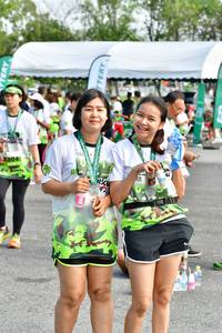 BIB: 
                            <button type="button" onclick="openModal(3722741)" class="btn btn-primary btn-sm float-right btn-popup" data-toggle="modal" data-target=".modal-high-quality">
                        <i class="fas fa-shopping-cart"></i> Add to Cart
                    </button>
                                            <button type="button" onclick="isThisMe(3722741, true)" class="btn btn-success btn-sm float-right btn-popup btn-isme hidden" data-toggle="tooltip" data-placement="bottom" title="นี่คือรูปของคุณใช่ไหม คลิกที่นี่เพื่อเอาเข้าอัลบั้ม">
                        <i class="fas fa-plus"></i> Add to album
                    </button>
                    <button type="button" onclick="isThisMe(3722741, false)" class="btn btn-warning btn-sm float-right btn-popup btn-isnotme hidden">
                        <i class="fas fa-ban"></i> Remove from album
                    </button>