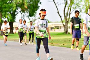 BIB: 
                            <button type="button" onclick="openModal(3722024)" class="btn btn-primary btn-sm float-right btn-popup" data-toggle="modal" data-target=".modal-high-quality">
                        <i class="fas fa-shopping-cart"></i> Add to Cart
                    </button>
                                            <button type="button" onclick="isThisMe(3722024, true)" class="btn btn-success btn-sm float-right btn-popup btn-isme hidden" data-toggle="tooltip" data-placement="bottom" title="นี่คือรูปของคุณใช่ไหม คลิกที่นี่เพื่อเอาเข้าอัลบั้ม">
                        <i class="fas fa-plus"></i> Add to album
                    </button>
                    <button type="button" onclick="isThisMe(3722024, false)" class="btn btn-warning btn-sm float-right btn-popup btn-isnotme hidden">
                        <i class="fas fa-ban"></i> Remove from album
                    </button>