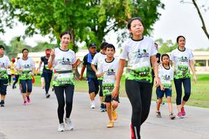 BIB: 
                            <button type="button" onclick="openModal(3719908)" class="btn btn-primary btn-sm float-right btn-popup" data-toggle="modal" data-target=".modal-high-quality">
                        <i class="fas fa-shopping-cart"></i> Add to Cart
                    </button>
                                            <button type="button" onclick="isThisMe(3719908, true)" class="btn btn-success btn-sm float-right btn-popup btn-isme hidden" data-toggle="tooltip" data-placement="bottom" title="นี่คือรูปของคุณใช่ไหม คลิกที่นี่เพื่อเอาเข้าอัลบั้ม">
                        <i class="fas fa-plus"></i> Add to album
                    </button>
                    <button type="button" onclick="isThisMe(3719908, false)" class="btn btn-warning btn-sm float-right btn-popup btn-isnotme hidden">
                        <i class="fas fa-ban"></i> Remove from album
                    </button>