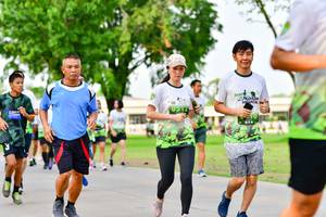 BIB: 
                            <button type="button" onclick="openModal(3719515)" class="btn btn-primary btn-sm float-right btn-popup" data-toggle="modal" data-target=".modal-high-quality">
                        <i class="fas fa-shopping-cart"></i> Add to Cart
                    </button>
                                            <button type="button" onclick="isThisMe(3719515, true)" class="btn btn-success btn-sm float-right btn-popup btn-isme hidden" data-toggle="tooltip" data-placement="bottom" title="นี่คือรูปของคุณใช่ไหม คลิกที่นี่เพื่อเอาเข้าอัลบั้ม">
                        <i class="fas fa-plus"></i> Add to album
                    </button>
                    <button type="button" onclick="isThisMe(3719515, false)" class="btn btn-warning btn-sm float-right btn-popup btn-isnotme hidden">
                        <i class="fas fa-ban"></i> Remove from album
                    </button>