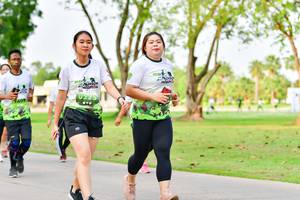 BIB: 
                            <button type="button" onclick="openModal(3719744)" class="btn btn-primary btn-sm float-right btn-popup" data-toggle="modal" data-target=".modal-high-quality">
                        <i class="fas fa-shopping-cart"></i> Add to Cart
                    </button>
                                            <button type="button" onclick="isThisMe(3719744, true)" class="btn btn-success btn-sm float-right btn-popup btn-isme hidden" data-toggle="tooltip" data-placement="bottom" title="นี่คือรูปของคุณใช่ไหม คลิกที่นี่เพื่อเอาเข้าอัลบั้ม">
                        <i class="fas fa-plus"></i> Add to album
                    </button>
                    <button type="button" onclick="isThisMe(3719744, false)" class="btn btn-warning btn-sm float-right btn-popup btn-isnotme hidden">
                        <i class="fas fa-ban"></i> Remove from album
                    </button>