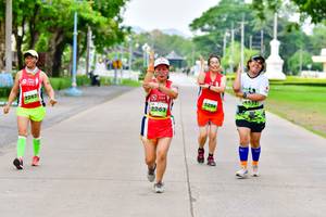 BIB: 2263
                            <button type="button" onclick="openModal(3722570)" class="btn btn-primary btn-sm float-right btn-popup" data-toggle="modal" data-target=".modal-high-quality">
                        <i class="fas fa-shopping-cart"></i> Add to Cart
                    </button>
                                            <button type="button" onclick="isThisMe(3722570, true)" class="btn btn-success btn-sm float-right btn-popup btn-isme hidden" data-toggle="tooltip" data-placement="bottom" title="นี่คือรูปของคุณใช่ไหม คลิกที่นี่เพื่อเอาเข้าอัลบั้ม">
                        <i class="fas fa-plus"></i> Add to album
                    </button>
                    <button type="button" onclick="isThisMe(3722570, false)" class="btn btn-warning btn-sm float-right btn-popup btn-isnotme hidden">
                        <i class="fas fa-ban"></i> Remove from album
                    </button>