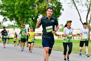 BIB: 2641
                            <button type="button" onclick="openModal(3718307)" class="btn btn-primary btn-sm float-right btn-popup" data-toggle="modal" data-target=".modal-high-quality">
                        <i class="fas fa-shopping-cart"></i> Add to Cart
                    </button>
                                            <button type="button" onclick="isThisMe(3718307, true)" class="btn btn-success btn-sm float-right btn-popup btn-isme hidden" data-toggle="tooltip" data-placement="bottom" title="นี่คือรูปของคุณใช่ไหม คลิกที่นี่เพื่อเอาเข้าอัลบั้ม">
                        <i class="fas fa-plus"></i> Add to album
                    </button>
                    <button type="button" onclick="isThisMe(3718307, false)" class="btn btn-warning btn-sm float-right btn-popup btn-isnotme hidden">
                        <i class="fas fa-ban"></i> Remove from album
                    </button>