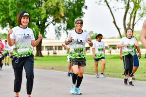 BIB: 
                            <button type="button" onclick="openModal(3718964)" class="btn btn-primary btn-sm float-right btn-popup" data-toggle="modal" data-target=".modal-high-quality">
                        <i class="fas fa-shopping-cart"></i> Add to Cart
                    </button>
                                            <button type="button" onclick="isThisMe(3718964, true)" class="btn btn-success btn-sm float-right btn-popup btn-isme hidden" data-toggle="tooltip" data-placement="bottom" title="นี่คือรูปของคุณใช่ไหม คลิกที่นี่เพื่อเอาเข้าอัลบั้ม">
                        <i class="fas fa-plus"></i> Add to album
                    </button>
                    <button type="button" onclick="isThisMe(3718964, false)" class="btn btn-warning btn-sm float-right btn-popup btn-isnotme hidden">
                        <i class="fas fa-ban"></i> Remove from album
                    </button>