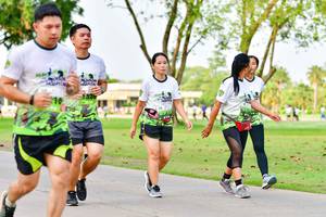 BIB: 
                            <button type="button" onclick="openModal(3719399)" class="btn btn-primary btn-sm float-right btn-popup" data-toggle="modal" data-target=".modal-high-quality">
                        <i class="fas fa-shopping-cart"></i> Add to Cart
                    </button>
                                            <button type="button" onclick="isThisMe(3719399, true)" class="btn btn-success btn-sm float-right btn-popup btn-isme hidden" data-toggle="tooltip" data-placement="bottom" title="นี่คือรูปของคุณใช่ไหม คลิกที่นี่เพื่อเอาเข้าอัลบั้ม">
                        <i class="fas fa-plus"></i> Add to album
                    </button>
                    <button type="button" onclick="isThisMe(3719399, false)" class="btn btn-warning btn-sm float-right btn-popup btn-isnotme hidden">
                        <i class="fas fa-ban"></i> Remove from album
                    </button>