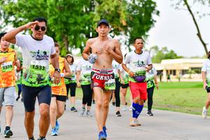 BIB: 1533, 2378, 130
                            <button type="button" onclick="openModal(3718904)" class="btn btn-primary btn-sm float-right btn-popup" data-toggle="modal" data-target=".modal-high-quality">
                        <i class="fas fa-shopping-cart"></i> Add to Cart
                    </button>
                                            <button type="button" onclick="isThisMe(3718904, true)" class="btn btn-success btn-sm float-right btn-popup btn-isme hidden" data-toggle="tooltip" data-placement="bottom" title="นี่คือรูปของคุณใช่ไหม คลิกที่นี่เพื่อเอาเข้าอัลบั้ม">
                        <i class="fas fa-plus"></i> Add to album
                    </button>
                    <button type="button" onclick="isThisMe(3718904, false)" class="btn btn-warning btn-sm float-right btn-popup btn-isnotme hidden">
                        <i class="fas fa-ban"></i> Remove from album
                    </button>