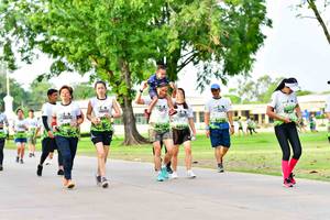 BIB: 
                            <button type="button" onclick="openModal(3721584)" class="btn btn-primary btn-sm float-right btn-popup" data-toggle="modal" data-target=".modal-high-quality">
                        <i class="fas fa-shopping-cart"></i> Add to Cart
                    </button>
                                            <button type="button" onclick="isThisMe(3721584, true)" class="btn btn-success btn-sm float-right btn-popup btn-isme hidden" data-toggle="tooltip" data-placement="bottom" title="นี่คือรูปของคุณใช่ไหม คลิกที่นี่เพื่อเอาเข้าอัลบั้ม">
                        <i class="fas fa-plus"></i> Add to album
                    </button>
                    <button type="button" onclick="isThisMe(3721584, false)" class="btn btn-warning btn-sm float-right btn-popup btn-isnotme hidden">
                        <i class="fas fa-ban"></i> Remove from album
                    </button>