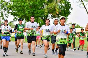 BIB: 2431, 2396
                            <button type="button" onclick="openModal(3718445)" class="btn btn-primary btn-sm float-right btn-popup" data-toggle="modal" data-target=".modal-high-quality">
                        <i class="fas fa-shopping-cart"></i> Add to Cart
                    </button>
                                            <button type="button" onclick="isThisMe(3718445, true)" class="btn btn-success btn-sm float-right btn-popup btn-isme hidden" data-toggle="tooltip" data-placement="bottom" title="นี่คือรูปของคุณใช่ไหม คลิกที่นี่เพื่อเอาเข้าอัลบั้ม">
                        <i class="fas fa-plus"></i> Add to album
                    </button>
                    <button type="button" onclick="isThisMe(3718445, false)" class="btn btn-warning btn-sm float-right btn-popup btn-isnotme hidden">
                        <i class="fas fa-ban"></i> Remove from album
                    </button>