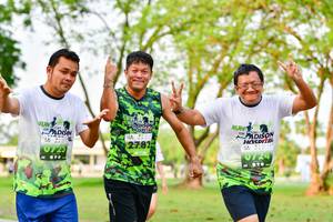 BIB: 282
                            <button type="button" onclick="openModal(3718490)" class="btn btn-primary btn-sm float-right btn-popup" data-toggle="modal" data-target=".modal-high-quality">
                        <i class="fas fa-shopping-cart"></i> Add to Cart
                    </button>
                                            <button type="button" onclick="isThisMe(3718490, true)" class="btn btn-success btn-sm float-right btn-popup btn-isme hidden" data-toggle="tooltip" data-placement="bottom" title="นี่คือรูปของคุณใช่ไหม คลิกที่นี่เพื่อเอาเข้าอัลบั้ม">
                        <i class="fas fa-plus"></i> Add to album
                    </button>
                    <button type="button" onclick="isThisMe(3718490, false)" class="btn btn-warning btn-sm float-right btn-popup btn-isnotme hidden">
                        <i class="fas fa-ban"></i> Remove from album
                    </button>