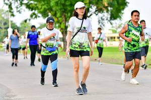 BIB: 
                            <button type="button" onclick="openModal(3720733)" class="btn btn-primary btn-sm float-right btn-popup" data-toggle="modal" data-target=".modal-high-quality">
                        <i class="fas fa-shopping-cart"></i> Add to Cart
                    </button>
                                            <button type="button" onclick="isThisMe(3720733, true)" class="btn btn-success btn-sm float-right btn-popup btn-isme hidden" data-toggle="tooltip" data-placement="bottom" title="นี่คือรูปของคุณใช่ไหม คลิกที่นี่เพื่อเอาเข้าอัลบั้ม">
                        <i class="fas fa-plus"></i> Add to album
                    </button>
                    <button type="button" onclick="isThisMe(3720733, false)" class="btn btn-warning btn-sm float-right btn-popup btn-isnotme hidden">
                        <i class="fas fa-ban"></i> Remove from album
                    </button>