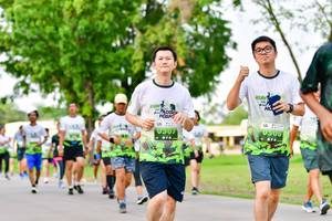 BIB: 
                            <button type="button" onclick="openModal(3719520)" class="btn btn-primary btn-sm float-right btn-popup" data-toggle="modal" data-target=".modal-high-quality">
                        <i class="fas fa-shopping-cart"></i> Add to Cart
                    </button>
                                            <button type="button" onclick="isThisMe(3719520, true)" class="btn btn-success btn-sm float-right btn-popup btn-isme hidden" data-toggle="tooltip" data-placement="bottom" title="นี่คือรูปของคุณใช่ไหม คลิกที่นี่เพื่อเอาเข้าอัลบั้ม">
                        <i class="fas fa-plus"></i> Add to album
                    </button>
                    <button type="button" onclick="isThisMe(3719520, false)" class="btn btn-warning btn-sm float-right btn-popup btn-isnotme hidden">
                        <i class="fas fa-ban"></i> Remove from album
                    </button>