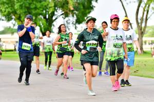 BIB: 2162, 1623
                            <button type="button" onclick="openModal(3720850)" class="btn btn-primary btn-sm float-right btn-popup" data-toggle="modal" data-target=".modal-high-quality">
                        <i class="fas fa-shopping-cart"></i> Add to Cart
                    </button>
                                            <button type="button" onclick="isThisMe(3720850, true)" class="btn btn-success btn-sm float-right btn-popup btn-isme hidden" data-toggle="tooltip" data-placement="bottom" title="นี่คือรูปของคุณใช่ไหม คลิกที่นี่เพื่อเอาเข้าอัลบั้ม">
                        <i class="fas fa-plus"></i> Add to album
                    </button>
                    <button type="button" onclick="isThisMe(3720850, false)" class="btn btn-warning btn-sm float-right btn-popup btn-isnotme hidden">
                        <i class="fas fa-ban"></i> Remove from album
                    </button>