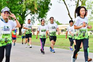 BIB: 1461
                            <button type="button" onclick="openModal(3719631)" class="btn btn-primary btn-sm float-right btn-popup" data-toggle="modal" data-target=".modal-high-quality">
                        <i class="fas fa-shopping-cart"></i> Add to Cart
                    </button>
                                            <button type="button" onclick="isThisMe(3719631, true)" class="btn btn-success btn-sm float-right btn-popup btn-isme hidden" data-toggle="tooltip" data-placement="bottom" title="นี่คือรูปของคุณใช่ไหม คลิกที่นี่เพื่อเอาเข้าอัลบั้ม">
                        <i class="fas fa-plus"></i> Add to album
                    </button>
                    <button type="button" onclick="isThisMe(3719631, false)" class="btn btn-warning btn-sm float-right btn-popup btn-isnotme hidden">
                        <i class="fas fa-ban"></i> Remove from album
                    </button>