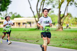 BIB: 185
                            <button type="button" onclick="openModal(3718172)" class="btn btn-primary btn-sm float-right btn-popup" data-toggle="modal" data-target=".modal-high-quality">
                        <i class="fas fa-shopping-cart"></i> Add to Cart
                    </button>
                                            <button type="button" onclick="isThisMe(3718172, true)" class="btn btn-success btn-sm float-right btn-popup btn-isme hidden" data-toggle="tooltip" data-placement="bottom" title="นี่คือรูปของคุณใช่ไหม คลิกที่นี่เพื่อเอาเข้าอัลบั้ม">
                        <i class="fas fa-plus"></i> Add to album
                    </button>
                    <button type="button" onclick="isThisMe(3718172, false)" class="btn btn-warning btn-sm float-right btn-popup btn-isnotme hidden">
                        <i class="fas fa-ban"></i> Remove from album
                    </button>