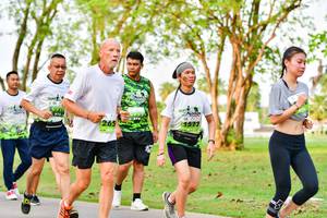 BIB: 
                            <button type="button" onclick="openModal(3718618)" class="btn btn-primary btn-sm float-right btn-popup" data-toggle="modal" data-target=".modal-high-quality">
                        <i class="fas fa-shopping-cart"></i> Add to Cart
                    </button>
                                            <button type="button" onclick="isThisMe(3718618, true)" class="btn btn-success btn-sm float-right btn-popup btn-isme hidden" data-toggle="tooltip" data-placement="bottom" title="นี่คือรูปของคุณใช่ไหม คลิกที่นี่เพื่อเอาเข้าอัลบั้ม">
                        <i class="fas fa-plus"></i> Add to album
                    </button>
                    <button type="button" onclick="isThisMe(3718618, false)" class="btn btn-warning btn-sm float-right btn-popup btn-isnotme hidden">
                        <i class="fas fa-ban"></i> Remove from album
                    </button>