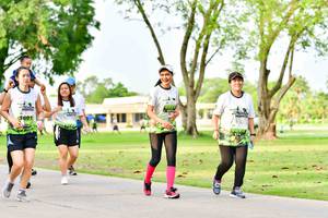 BIB: 
                            <button type="button" onclick="openModal(3721591)" class="btn btn-primary btn-sm float-right btn-popup" data-toggle="modal" data-target=".modal-high-quality">
                        <i class="fas fa-shopping-cart"></i> Add to Cart
                    </button>
                                            <button type="button" onclick="isThisMe(3721591, true)" class="btn btn-success btn-sm float-right btn-popup btn-isme hidden" data-toggle="tooltip" data-placement="bottom" title="นี่คือรูปของคุณใช่ไหม คลิกที่นี่เพื่อเอาเข้าอัลบั้ม">
                        <i class="fas fa-plus"></i> Add to album
                    </button>
                    <button type="button" onclick="isThisMe(3721591, false)" class="btn btn-warning btn-sm float-right btn-popup btn-isnotme hidden">
                        <i class="fas fa-ban"></i> Remove from album
                    </button>