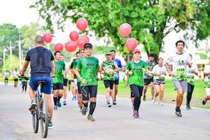 BIB: 1722
                            <button type="button" onclick="openModal(3717999)" class="btn btn-primary btn-sm float-right btn-popup" data-toggle="modal" data-target=".modal-high-quality">
                        <i class="fas fa-shopping-cart"></i> Add to Cart
                    </button>
                                            <button type="button" onclick="isThisMe(3717999, true)" class="btn btn-success btn-sm float-right btn-popup btn-isme hidden" data-toggle="tooltip" data-placement="bottom" title="นี่คือรูปของคุณใช่ไหม คลิกที่นี่เพื่อเอาเข้าอัลบั้ม">
                        <i class="fas fa-plus"></i> Add to album
                    </button>
                    <button type="button" onclick="isThisMe(3717999, false)" class="btn btn-warning btn-sm float-right btn-popup btn-isnotme hidden">
                        <i class="fas fa-ban"></i> Remove from album
                    </button>