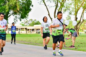 BIB: 
                            <button type="button" onclick="openModal(3718711)" class="btn btn-primary btn-sm float-right btn-popup" data-toggle="modal" data-target=".modal-high-quality">
                        <i class="fas fa-shopping-cart"></i> Add to Cart
                    </button>
                                            <button type="button" onclick="isThisMe(3718711, true)" class="btn btn-success btn-sm float-right btn-popup btn-isme hidden" data-toggle="tooltip" data-placement="bottom" title="นี่คือรูปของคุณใช่ไหม คลิกที่นี่เพื่อเอาเข้าอัลบั้ม">
                        <i class="fas fa-plus"></i> Add to album
                    </button>
                    <button type="button" onclick="isThisMe(3718711, false)" class="btn btn-warning btn-sm float-right btn-popup btn-isnotme hidden">
                        <i class="fas fa-ban"></i> Remove from album
                    </button>