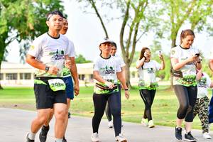 BIB: 2038
                            <button type="button" onclick="openModal(3721856)" class="btn btn-primary btn-sm float-right btn-popup" data-toggle="modal" data-target=".modal-high-quality">
                        <i class="fas fa-shopping-cart"></i> Add to Cart
                    </button>
                                            <button type="button" onclick="isThisMe(3721856, true)" class="btn btn-success btn-sm float-right btn-popup btn-isme hidden" data-toggle="tooltip" data-placement="bottom" title="นี่คือรูปของคุณใช่ไหม คลิกที่นี่เพื่อเอาเข้าอัลบั้ม">
                        <i class="fas fa-plus"></i> Add to album
                    </button>
                    <button type="button" onclick="isThisMe(3721856, false)" class="btn btn-warning btn-sm float-right btn-popup btn-isnotme hidden">
                        <i class="fas fa-ban"></i> Remove from album
                    </button>