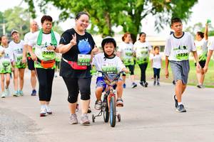 BIB: 2397
                            <button type="button" onclick="openModal(3721175)" class="btn btn-primary btn-sm float-right btn-popup" data-toggle="modal" data-target=".modal-high-quality">
                        <i class="fas fa-shopping-cart"></i> Add to Cart
                    </button>
                                            <button type="button" onclick="isThisMe(3721175, true)" class="btn btn-success btn-sm float-right btn-popup btn-isme hidden" data-toggle="tooltip" data-placement="bottom" title="นี่คือรูปของคุณใช่ไหม คลิกที่นี่เพื่อเอาเข้าอัลบั้ม">
                        <i class="fas fa-plus"></i> Add to album
                    </button>
                    <button type="button" onclick="isThisMe(3721175, false)" class="btn btn-warning btn-sm float-right btn-popup btn-isnotme hidden">
                        <i class="fas fa-ban"></i> Remove from album
                    </button>