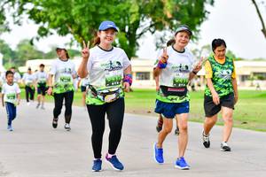 BIB: 
                            <button type="button" onclick="openModal(3720668)" class="btn btn-primary btn-sm float-right btn-popup" data-toggle="modal" data-target=".modal-high-quality">
                        <i class="fas fa-shopping-cart"></i> Add to Cart
                    </button>
                                            <button type="button" onclick="isThisMe(3720668, true)" class="btn btn-success btn-sm float-right btn-popup btn-isme hidden" data-toggle="tooltip" data-placement="bottom" title="นี่คือรูปของคุณใช่ไหม คลิกที่นี่เพื่อเอาเข้าอัลบั้ม">
                        <i class="fas fa-plus"></i> Add to album
                    </button>
                    <button type="button" onclick="isThisMe(3720668, false)" class="btn btn-warning btn-sm float-right btn-popup btn-isnotme hidden">
                        <i class="fas fa-ban"></i> Remove from album
                    </button>