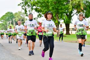 BIB: 
                            <button type="button" onclick="openModal(3718965)" class="btn btn-primary btn-sm float-right btn-popup" data-toggle="modal" data-target=".modal-high-quality">
                        <i class="fas fa-shopping-cart"></i> Add to Cart
                    </button>
                                            <button type="button" onclick="isThisMe(3718965, true)" class="btn btn-success btn-sm float-right btn-popup btn-isme hidden" data-toggle="tooltip" data-placement="bottom" title="นี่คือรูปของคุณใช่ไหม คลิกที่นี่เพื่อเอาเข้าอัลบั้ม">
                        <i class="fas fa-plus"></i> Add to album
                    </button>
                    <button type="button" onclick="isThisMe(3718965, false)" class="btn btn-warning btn-sm float-right btn-popup btn-isnotme hidden">
                        <i class="fas fa-ban"></i> Remove from album
                    </button>