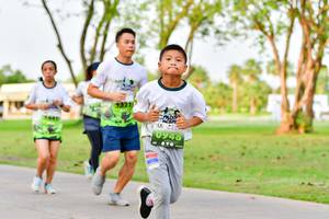 BIB: 1321
                            <button type="button" onclick="openModal(3718637)" class="btn btn-primary btn-sm float-right btn-popup" data-toggle="modal" data-target=".modal-high-quality">
                        <i class="fas fa-shopping-cart"></i> Add to Cart
                    </button>
                                            <button type="button" onclick="isThisMe(3718637, true)" class="btn btn-success btn-sm float-right btn-popup btn-isme hidden" data-toggle="tooltip" data-placement="bottom" title="นี่คือรูปของคุณใช่ไหม คลิกที่นี่เพื่อเอาเข้าอัลบั้ม">
                        <i class="fas fa-plus"></i> Add to album
                    </button>
                    <button type="button" onclick="isThisMe(3718637, false)" class="btn btn-warning btn-sm float-right btn-popup btn-isnotme hidden">
                        <i class="fas fa-ban"></i> Remove from album
                    </button>