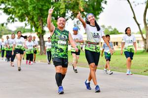 BIB: 1565, 
                            <button type="button" onclick="openModal(3719728)" class="btn btn-primary btn-sm float-right btn-popup" data-toggle="modal" data-target=".modal-high-quality">
                        <i class="fas fa-shopping-cart"></i> Add to Cart
                    </button>
                                            <button type="button" onclick="isThisMe(3719728, true)" class="btn btn-success btn-sm float-right btn-popup btn-isme hidden" data-toggle="tooltip" data-placement="bottom" title="นี่คือรูปของคุณใช่ไหม คลิกที่นี่เพื่อเอาเข้าอัลบั้ม">
                        <i class="fas fa-plus"></i> Add to album
                    </button>
                    <button type="button" onclick="isThisMe(3719728, false)" class="btn btn-warning btn-sm float-right btn-popup btn-isnotme hidden">
                        <i class="fas fa-ban"></i> Remove from album
                    </button>