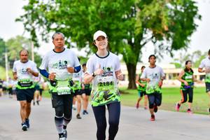 BIB: 2184
                            <button type="button" onclick="openModal(3718694)" class="btn btn-primary btn-sm float-right btn-popup" data-toggle="modal" data-target=".modal-high-quality">
                        <i class="fas fa-shopping-cart"></i> Add to Cart
                    </button>
                                            <button type="button" onclick="isThisMe(3718694, true)" class="btn btn-success btn-sm float-right btn-popup btn-isme hidden" data-toggle="tooltip" data-placement="bottom" title="นี่คือรูปของคุณใช่ไหม คลิกที่นี่เพื่อเอาเข้าอัลบั้ม">
                        <i class="fas fa-plus"></i> Add to album
                    </button>
                    <button type="button" onclick="isThisMe(3718694, false)" class="btn btn-warning btn-sm float-right btn-popup btn-isnotme hidden">
                        <i class="fas fa-ban"></i> Remove from album
                    </button>