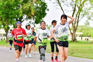 BIB: 225
                            <button type="button" onclick="openModal(3719968)" class="btn btn-primary btn-sm float-right btn-popup" data-toggle="modal" data-target=".modal-high-quality">
                        <i class="fas fa-shopping-cart"></i> Add to Cart
                    </button>
                                            <button type="button" onclick="isThisMe(3719968, true)" class="btn btn-success btn-sm float-right btn-popup btn-isme hidden" data-toggle="tooltip" data-placement="bottom" title="นี่คือรูปของคุณใช่ไหม คลิกที่นี่เพื่อเอาเข้าอัลบั้ม">
                        <i class="fas fa-plus"></i> Add to album
                    </button>
                    <button type="button" onclick="isThisMe(3719968, false)" class="btn btn-warning btn-sm float-right btn-popup btn-isnotme hidden">
                        <i class="fas fa-ban"></i> Remove from album
                    </button>