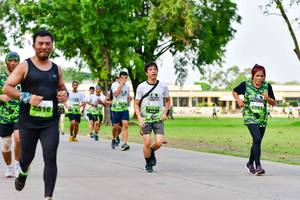 BIB: 2510
                            <button type="button" onclick="openModal(3718348)" class="btn btn-primary btn-sm float-right btn-popup" data-toggle="modal" data-target=".modal-high-quality">
                        <i class="fas fa-shopping-cart"></i> Add to Cart
                    </button>
                                            <button type="button" onclick="isThisMe(3718348, true)" class="btn btn-success btn-sm float-right btn-popup btn-isme hidden" data-toggle="tooltip" data-placement="bottom" title="นี่คือรูปของคุณใช่ไหม คลิกที่นี่เพื่อเอาเข้าอัลบั้ม">
                        <i class="fas fa-plus"></i> Add to album
                    </button>
                    <button type="button" onclick="isThisMe(3718348, false)" class="btn btn-warning btn-sm float-right btn-popup btn-isnotme hidden">
                        <i class="fas fa-ban"></i> Remove from album
                    </button>