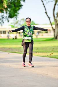 BIB: 1912
                            <button type="button" onclick="openModal(3718243)" class="btn btn-primary btn-sm float-right btn-popup" data-toggle="modal" data-target=".modal-high-quality">
                        <i class="fas fa-shopping-cart"></i> Add to Cart
                    </button>
                                            <button type="button" onclick="isThisMe(3718243, true)" class="btn btn-success btn-sm float-right btn-popup btn-isme hidden" data-toggle="tooltip" data-placement="bottom" title="นี่คือรูปของคุณใช่ไหม คลิกที่นี่เพื่อเอาเข้าอัลบั้ม">
                        <i class="fas fa-plus"></i> Add to album
                    </button>
                    <button type="button" onclick="isThisMe(3718243, false)" class="btn btn-warning btn-sm float-right btn-popup btn-isnotme hidden">
                        <i class="fas fa-ban"></i> Remove from album
                    </button>