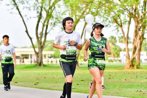 BIB: 
                            <button type="button" onclick="openModal(3720394)" class="btn btn-primary btn-sm float-right btn-popup" data-toggle="modal" data-target=".modal-high-quality">
                        <i class="fas fa-shopping-cart"></i> Add to Cart
                    </button>
                                            <button type="button" onclick="isThisMe(3720394, true)" class="btn btn-success btn-sm float-right btn-popup btn-isme hidden" data-toggle="tooltip" data-placement="bottom" title="นี่คือรูปของคุณใช่ไหม คลิกที่นี่เพื่อเอาเข้าอัลบั้ม">
                        <i class="fas fa-plus"></i> Add to album
                    </button>
                    <button type="button" onclick="isThisMe(3720394, false)" class="btn btn-warning btn-sm float-right btn-popup btn-isnotme hidden">
                        <i class="fas fa-ban"></i> Remove from album
                    </button>